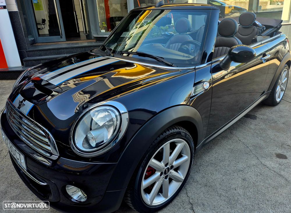 MINI Cabrio - 2