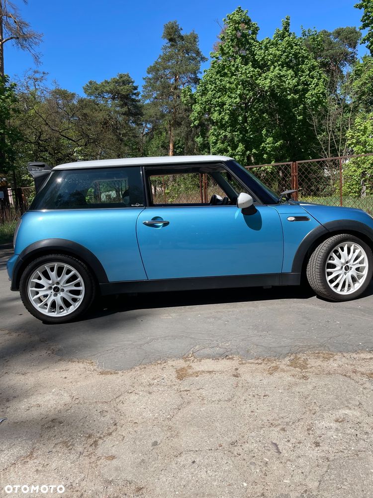 MINI Cooper Standard - 6