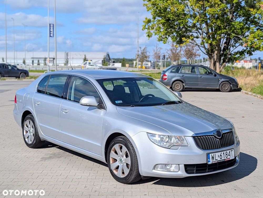Skoda Superb 1.8 TSI DSG Ambition - 2