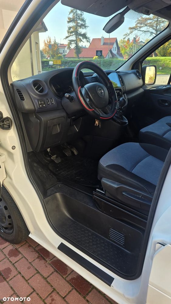 Opel Vivaro B - 15