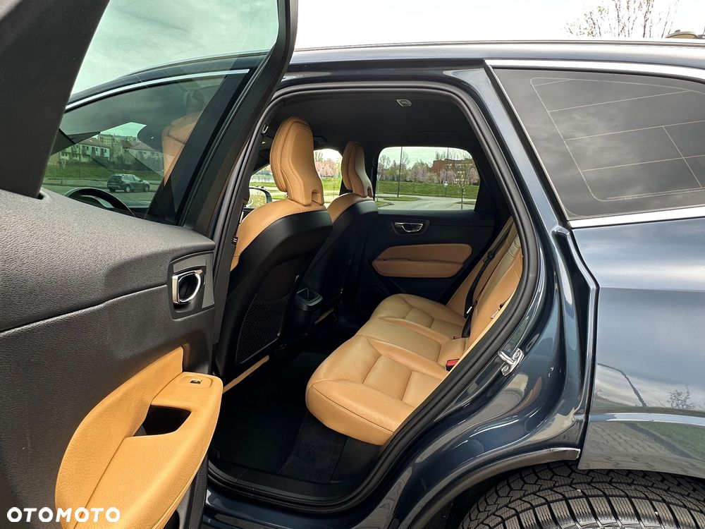 Volvo XC 60 D4 AWD Geartronic Inscription - 27