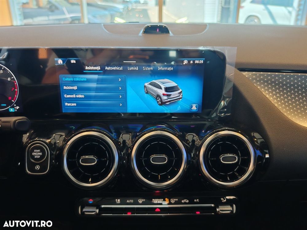 Mercedes-Benz GLA 180 MHEV - 24