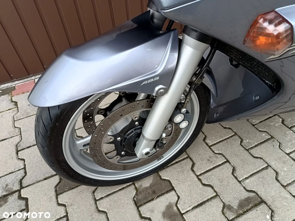 Yamaha FJR - 30
