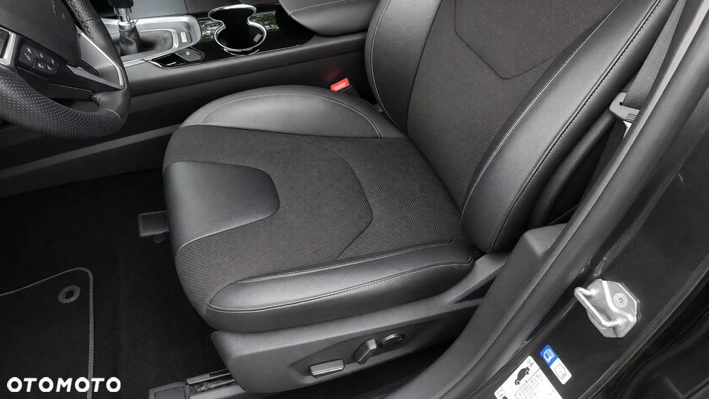Ford Mondeo 2.0 TDCi Titanium - 22