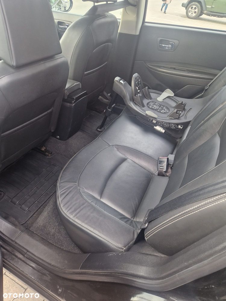 Nissan Qashqai 2.0 4x4 Tekna - 4