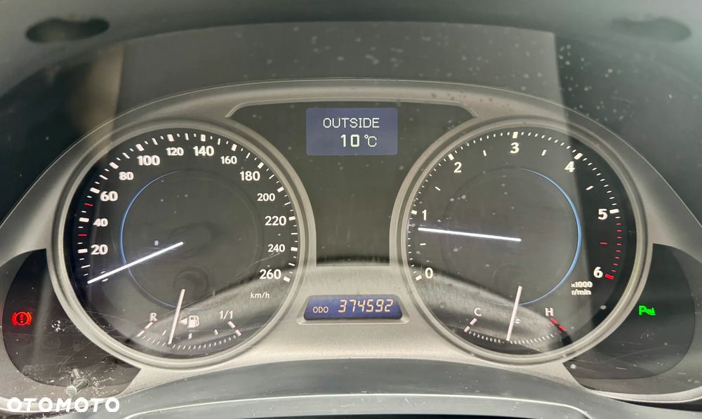 Lexus IS 220 D Prestige - 12