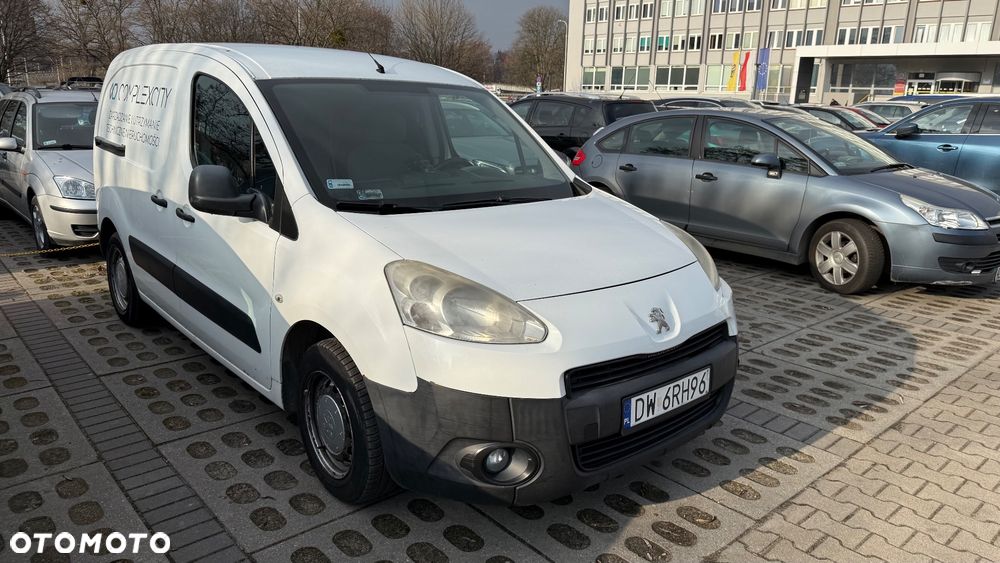 Używany Peugeot Partner 2012 - 12 500 PLN, 308 000 km - Otomoto.pl