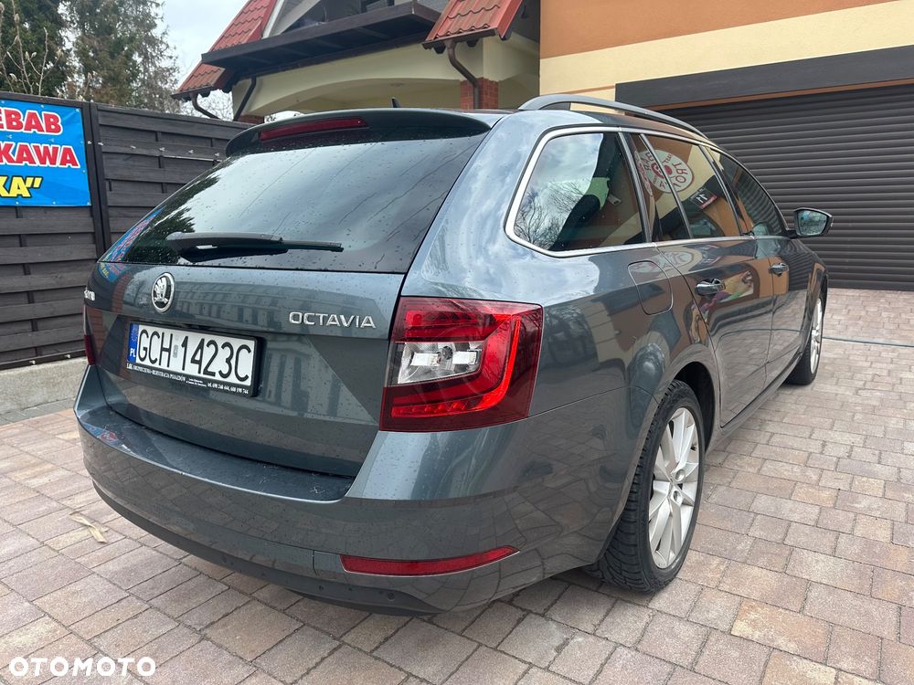 Skoda Octavia 2.0 TDI DSG Style - 3