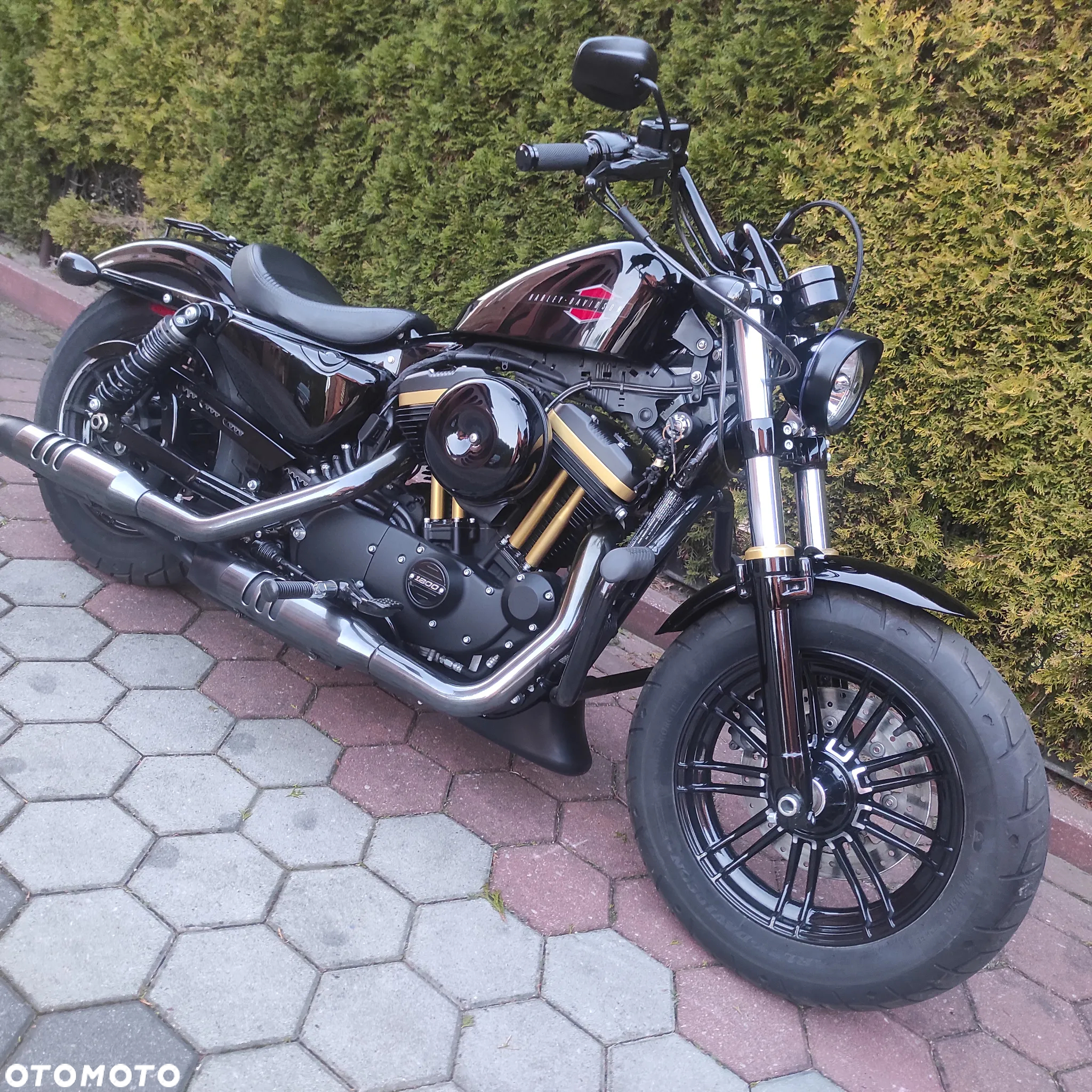 Harley-Davidson Sportster Forty-Eight - 11