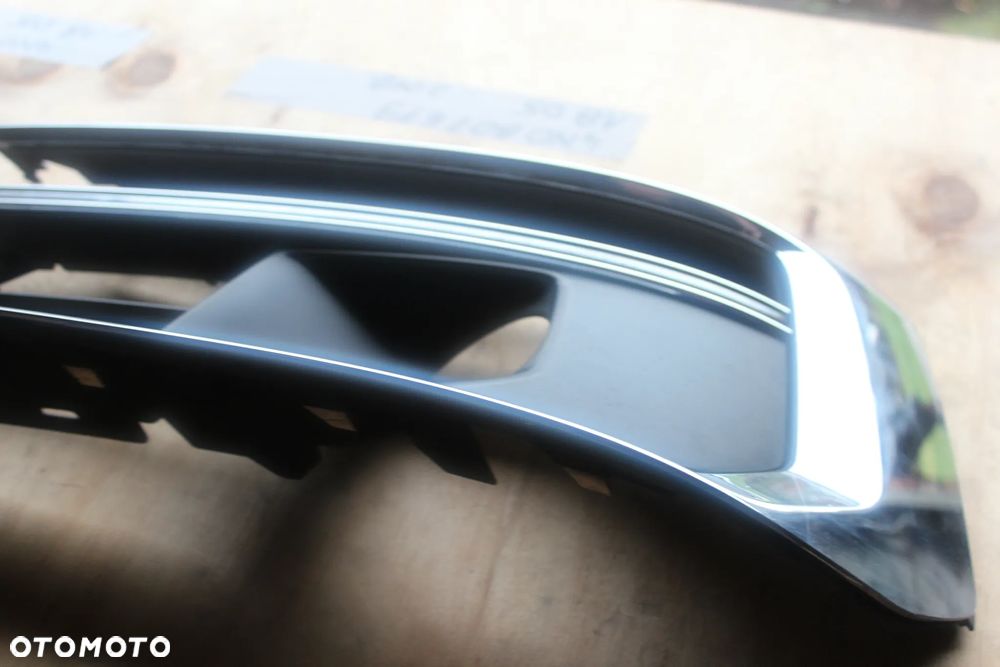 KRATKA ZDERZAKA LEWA AUDI A8 D5 4N0807679 2018 - 6