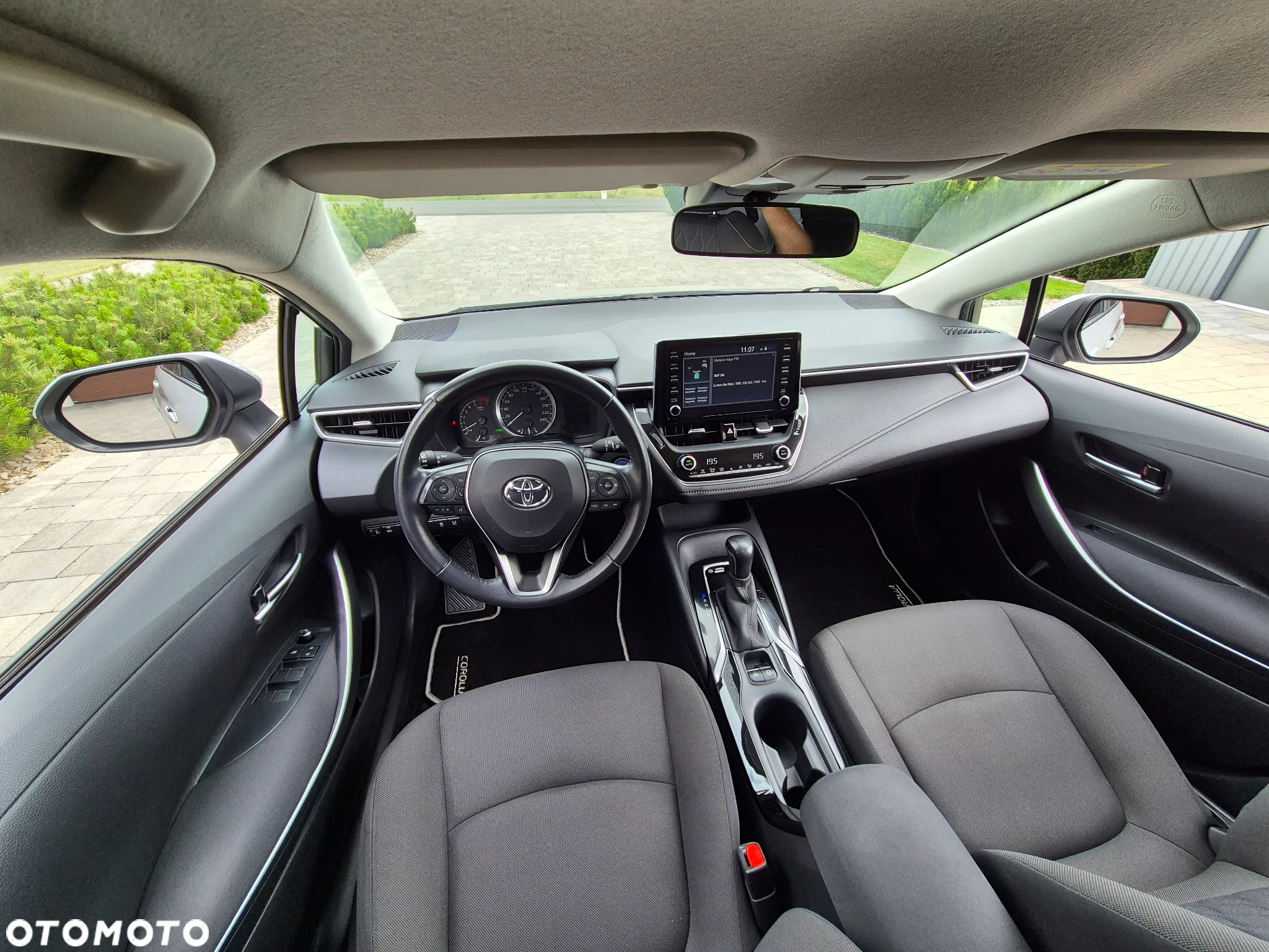 Toyota Corolla 1.8 Hybrid Comfort - 7