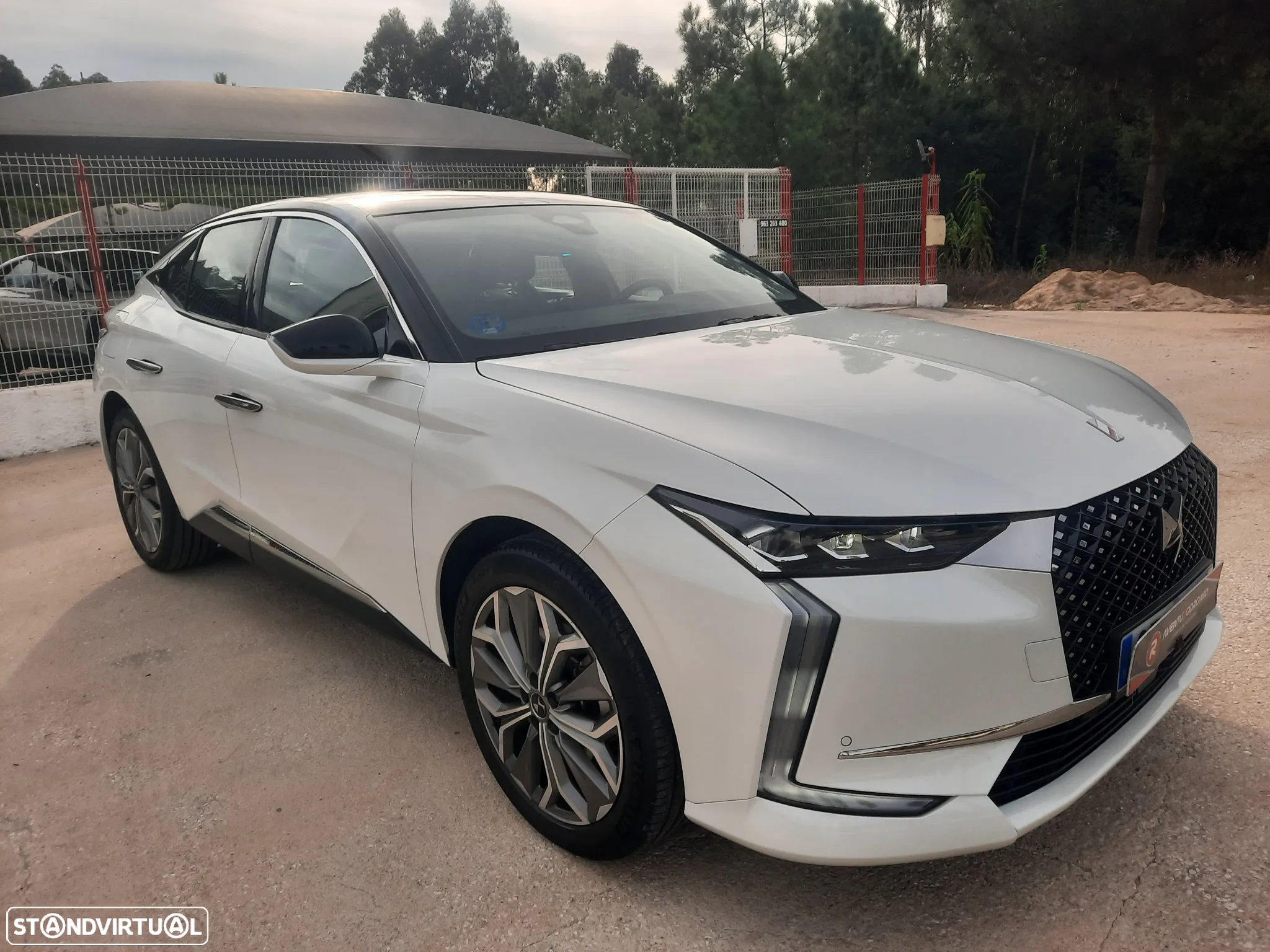 DS DS4 E-Tense Performance Line EAT8 - 11