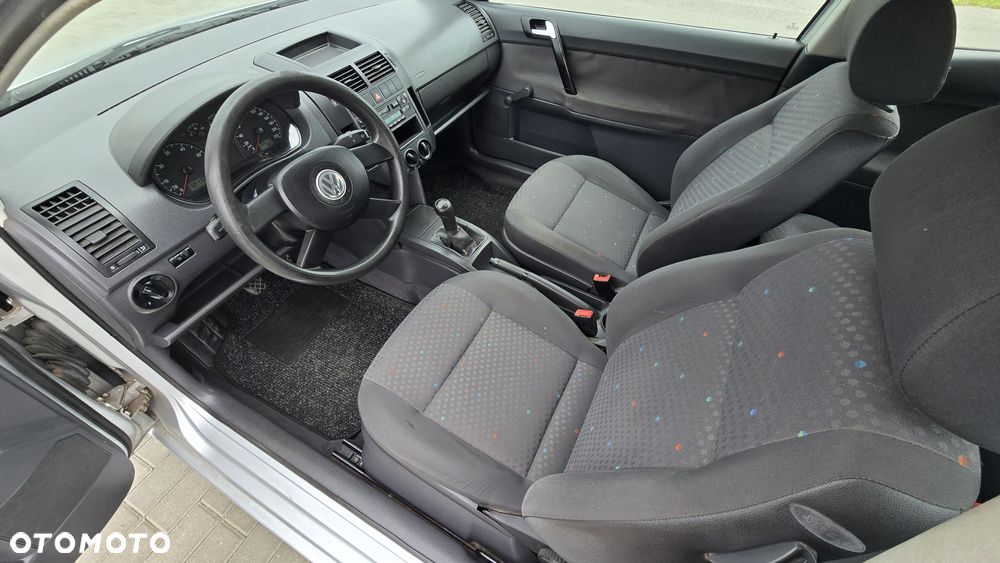 Volkswagen Polo - 5