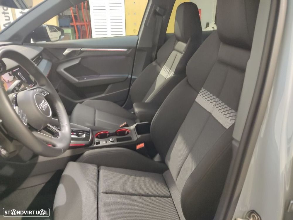 Audi A3 Sportback 35 TDI S tronic - 9