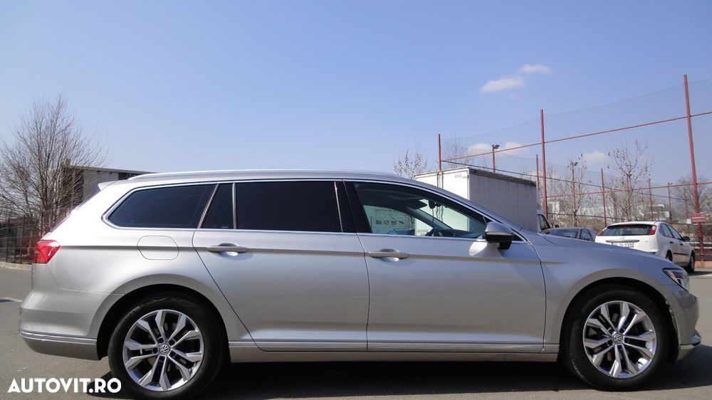 Volkswagen Passat 2.0 TDI (BlueMotion Technology) Highline - 25