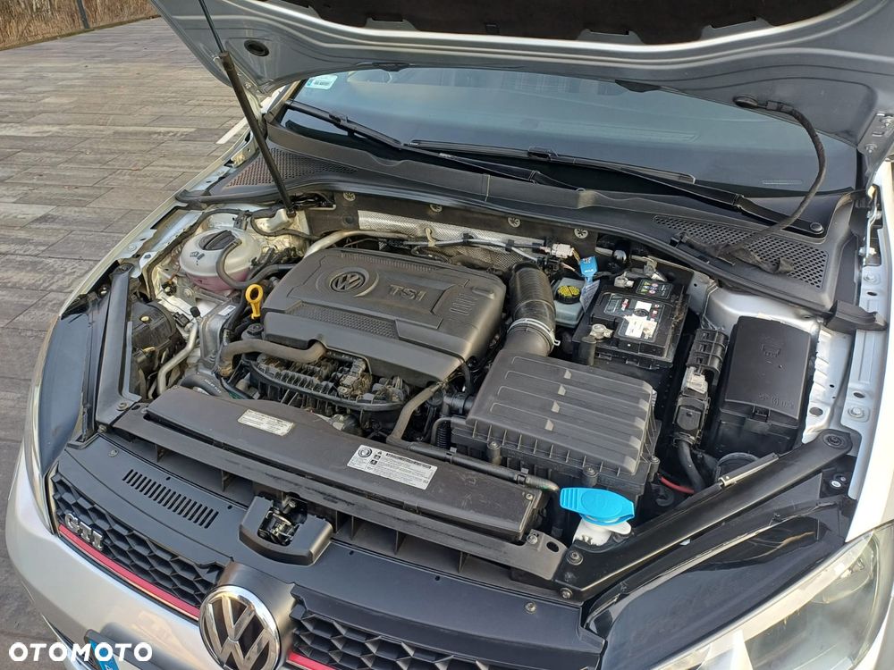 Volkswagen Golf GTI BlueMotion Technology DSG - 15