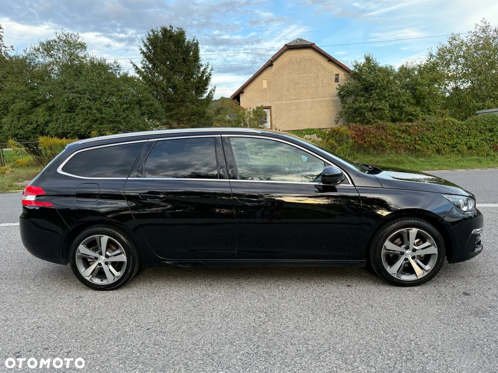 Peugeot 308 1.5 BlueHDi GT S&S EAT8 - 8