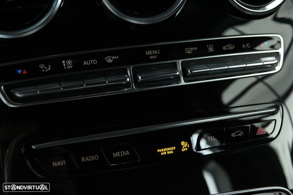 Mercedes-Benz C 300 de AMG Line - 20