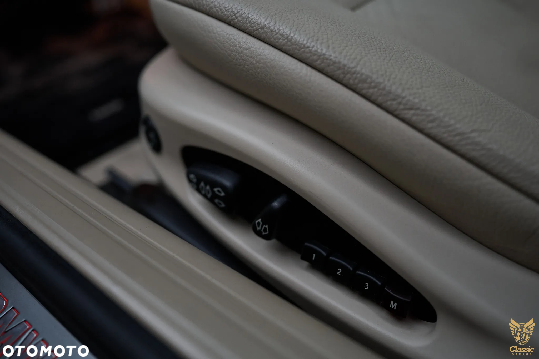 BMW Seria 6 645Ci - 36