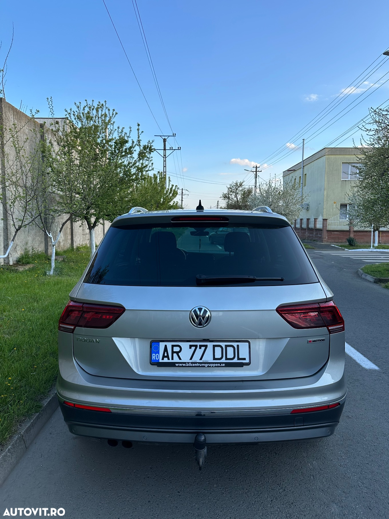 Volkswagen Tiguan 2.0 TDI 4Mot DSG Highline - 4