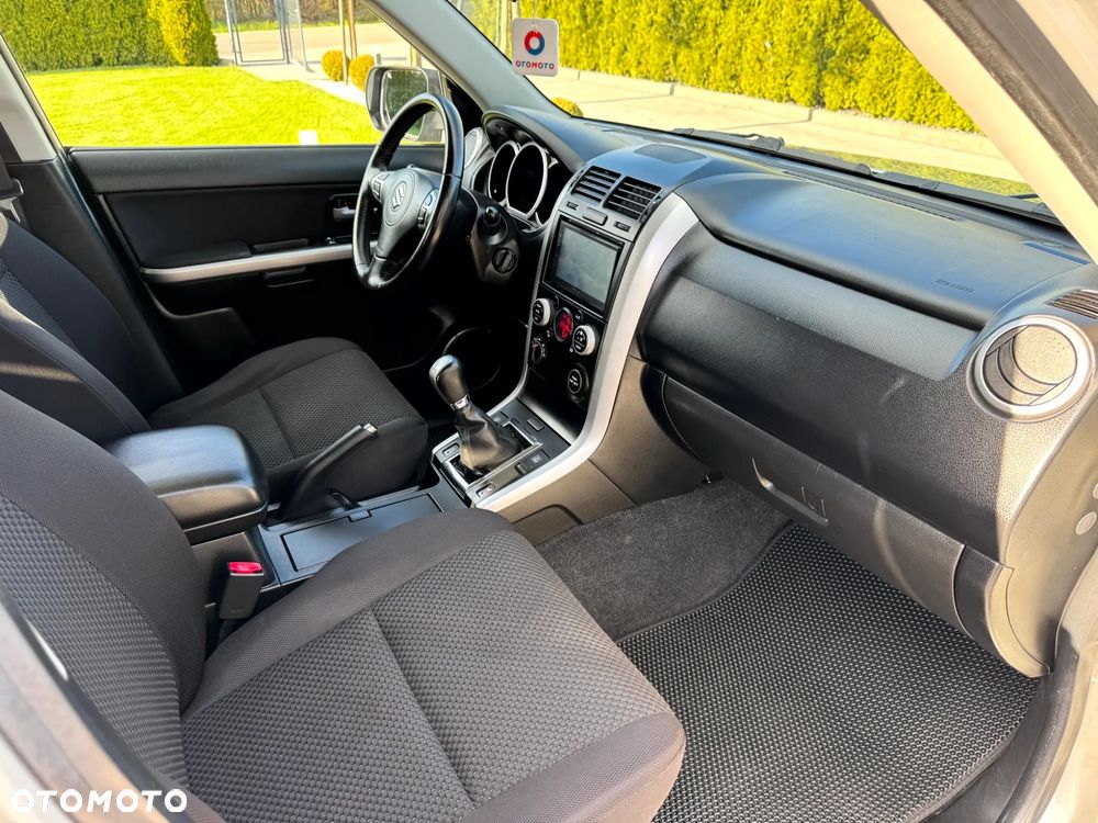 Suzuki Grand Vitara - 14