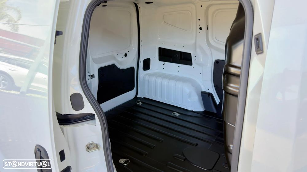 Fiat Fiorino 1.3 Multijet Adventure - 11