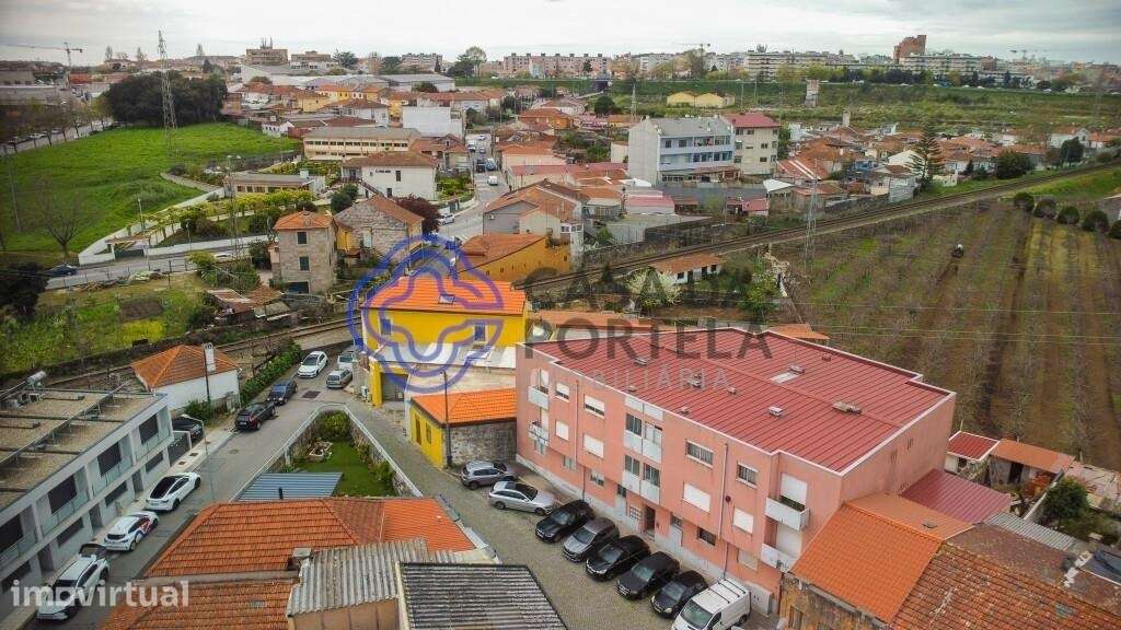 T2+1 Com Lugar de Garagem para arrendamento em S. Mamede Infesta - Grande imagem: 2/27