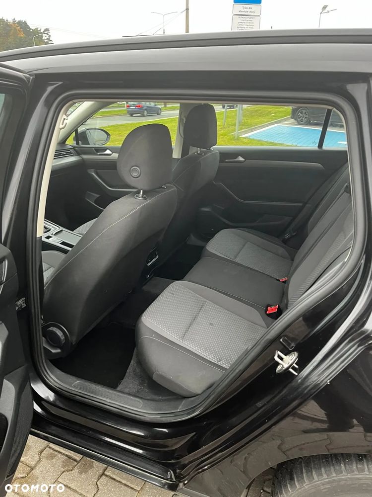 Volkswagen Passat 2.0 TDI BMT Comfortline DSG - 11