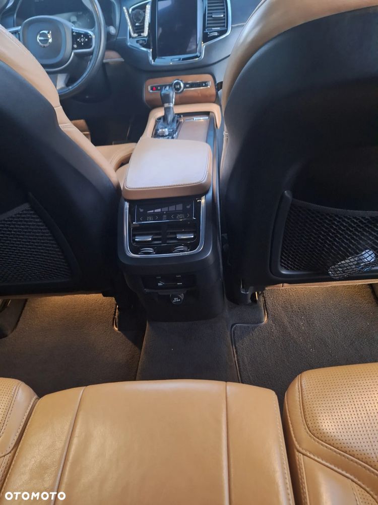 Volvo XC 90 D5 AWD Inscription 7os - 13