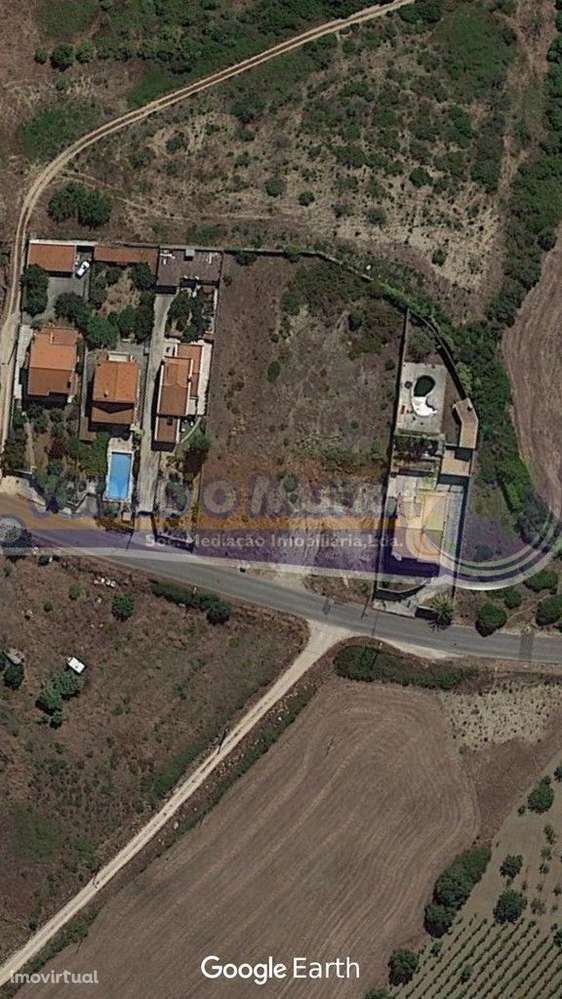 Terreno nas Cachoeiras (VFX050) - Grande imagem: 2/3