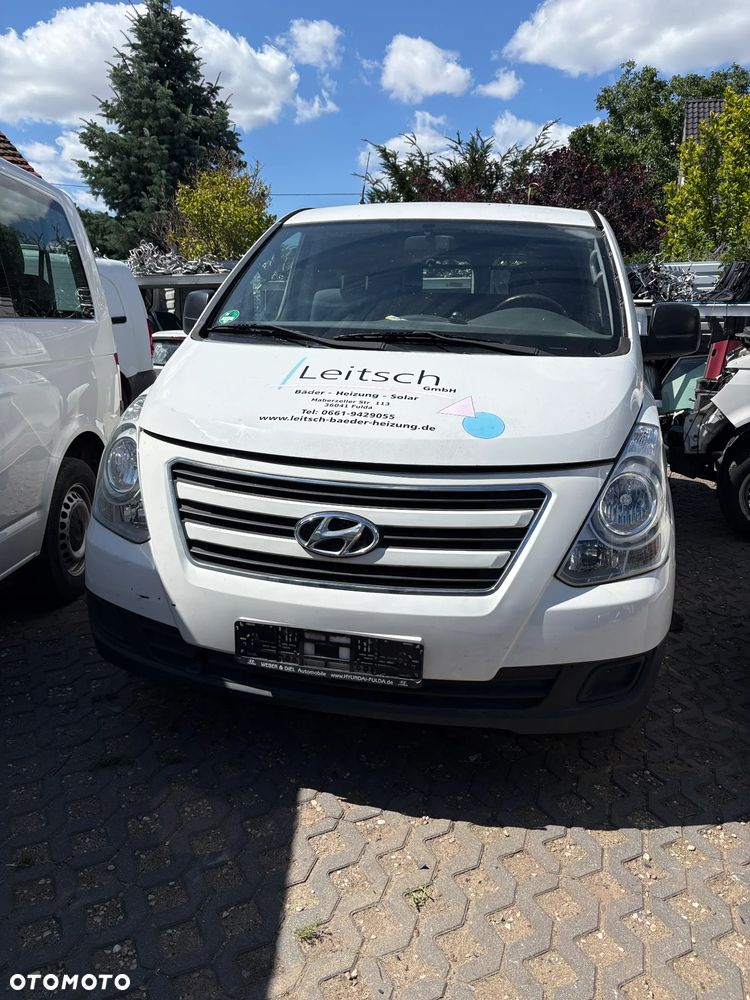 Hyundai H1 - 1