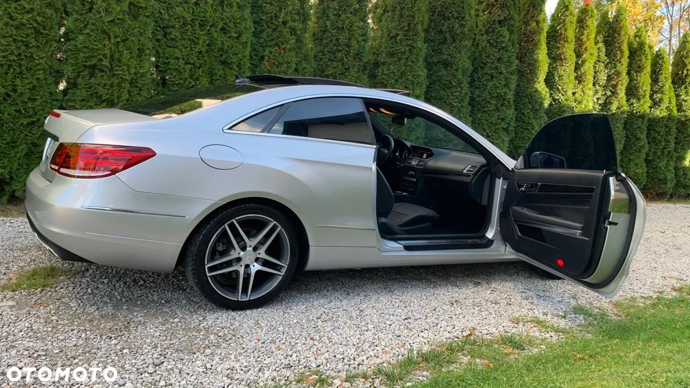 Mercedes-Benz Klasa E 350 BlueEFFICIENCY 7G-TRONIC Avantgarde - 27