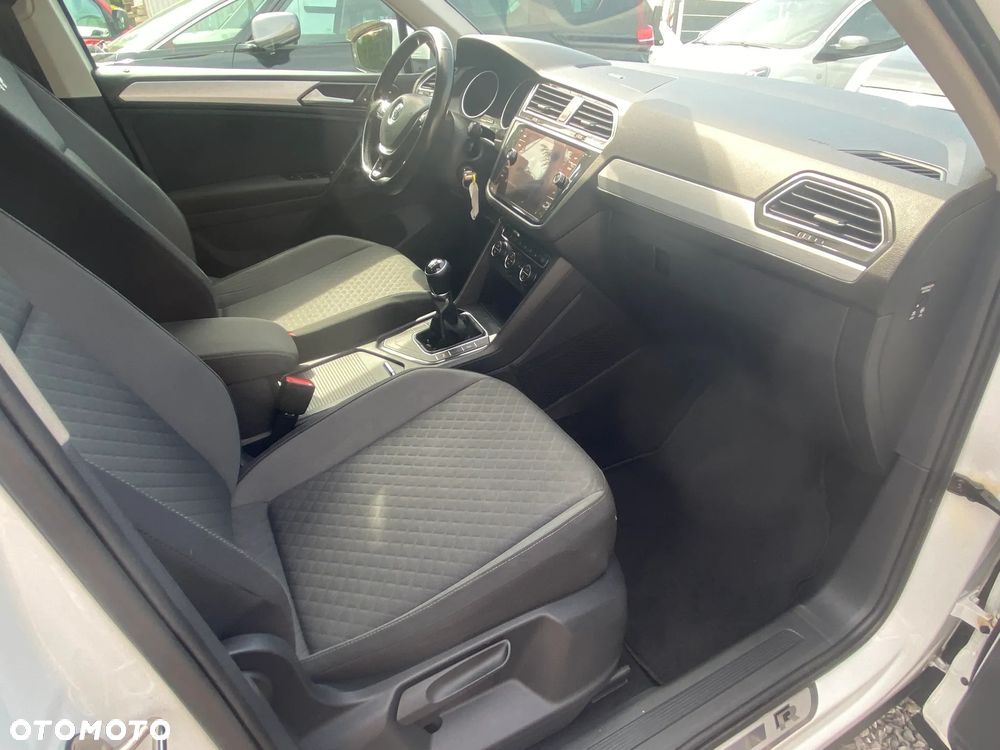Volkswagen Tiguan 2.0 TDI SCR (BlueMotion Technology) Comfortline - 31