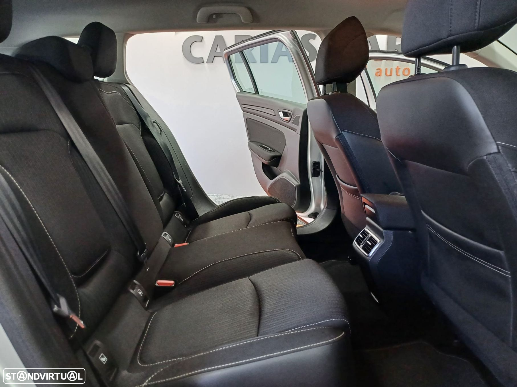 Renault Mégane Sport Tourer 1.5 Blue dCi Limited - 13