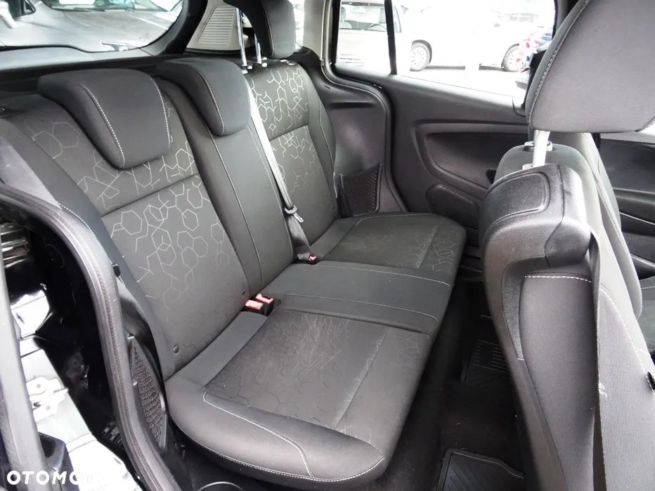 Ford B-MAX - 13