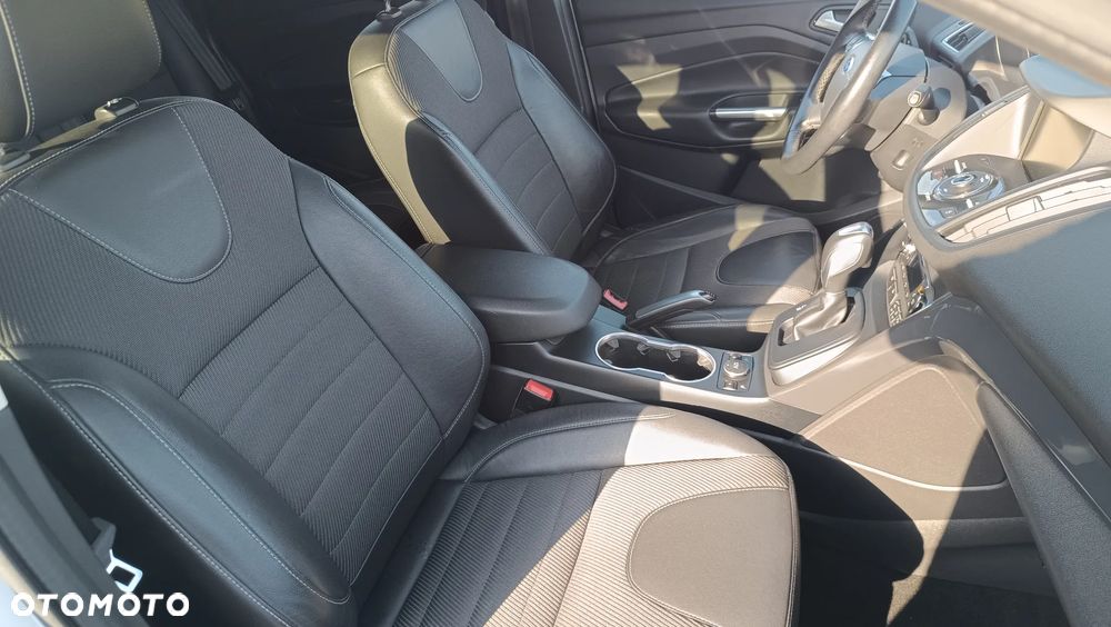 Ford Kuga - 19