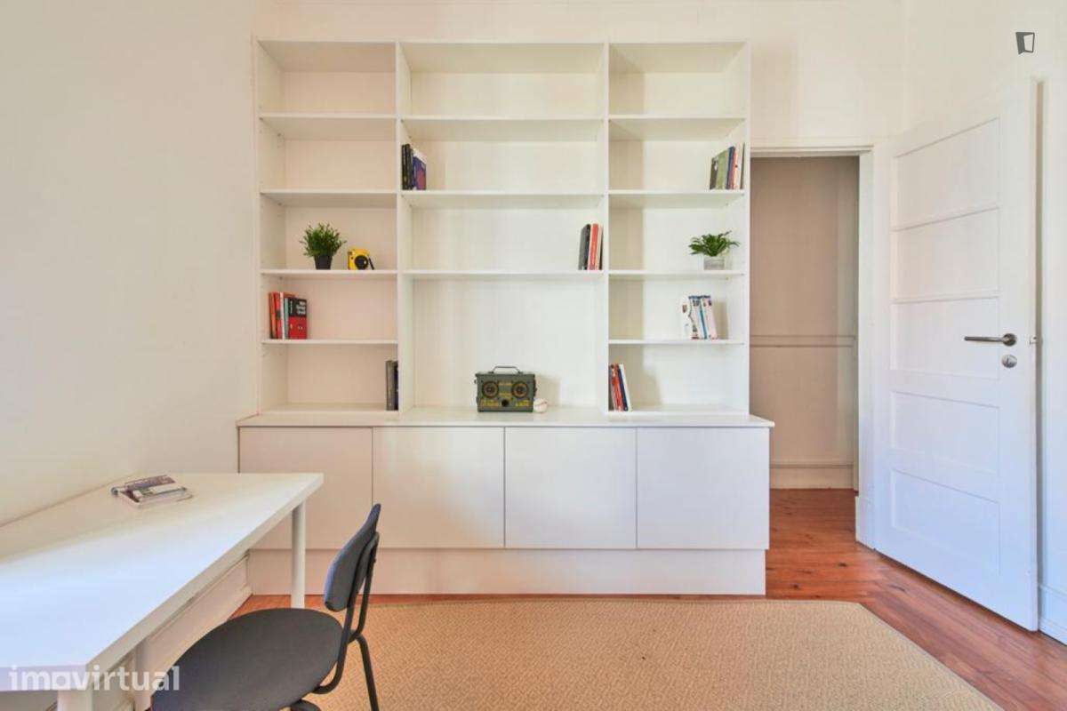 Quarto - localizado em Entrecampos Lisbon - Grande imagem: 5/13