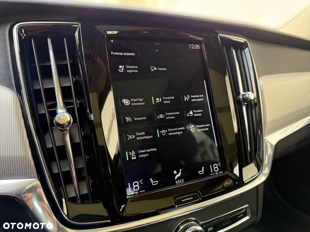 Volvo V90 - 19