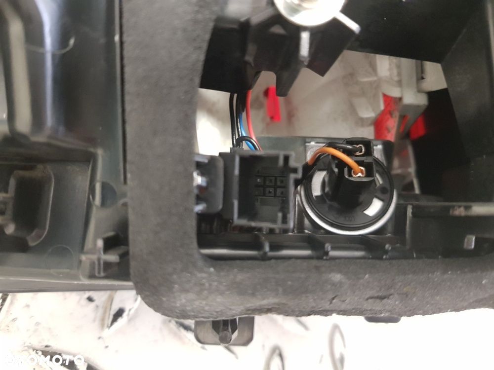 LAMPA PRAWA TYLNA PRAWY TYŁ PEUGEOT 3008 II 2 16-20 IDEALNA 9810477080 - 7