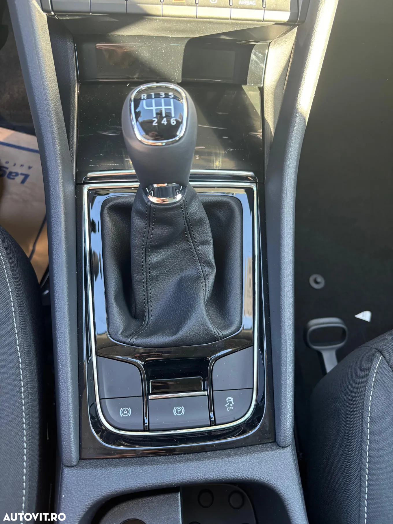 Skoda Karoq 1.5 TSI Selection - 21