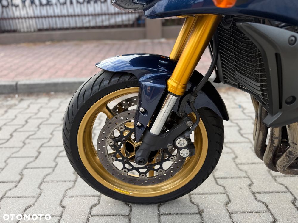 Yamaha FZ - 18