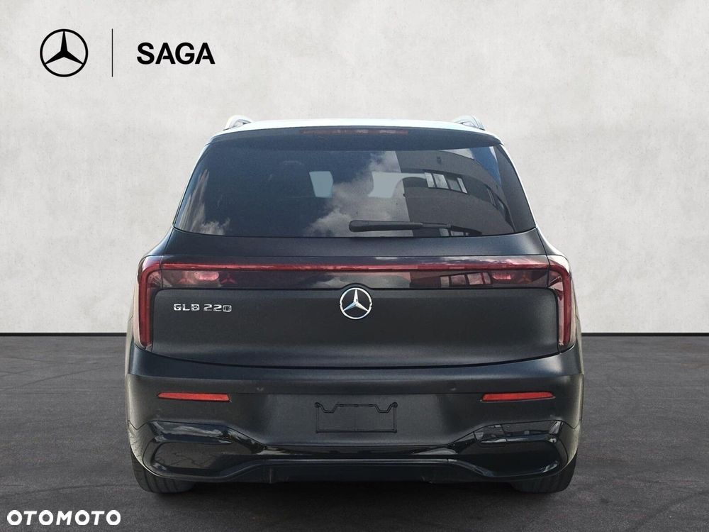 Mercedes-Benz GLB - 7