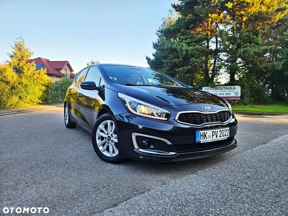 Kia Ceed 1.6 GDI Spirit - 4