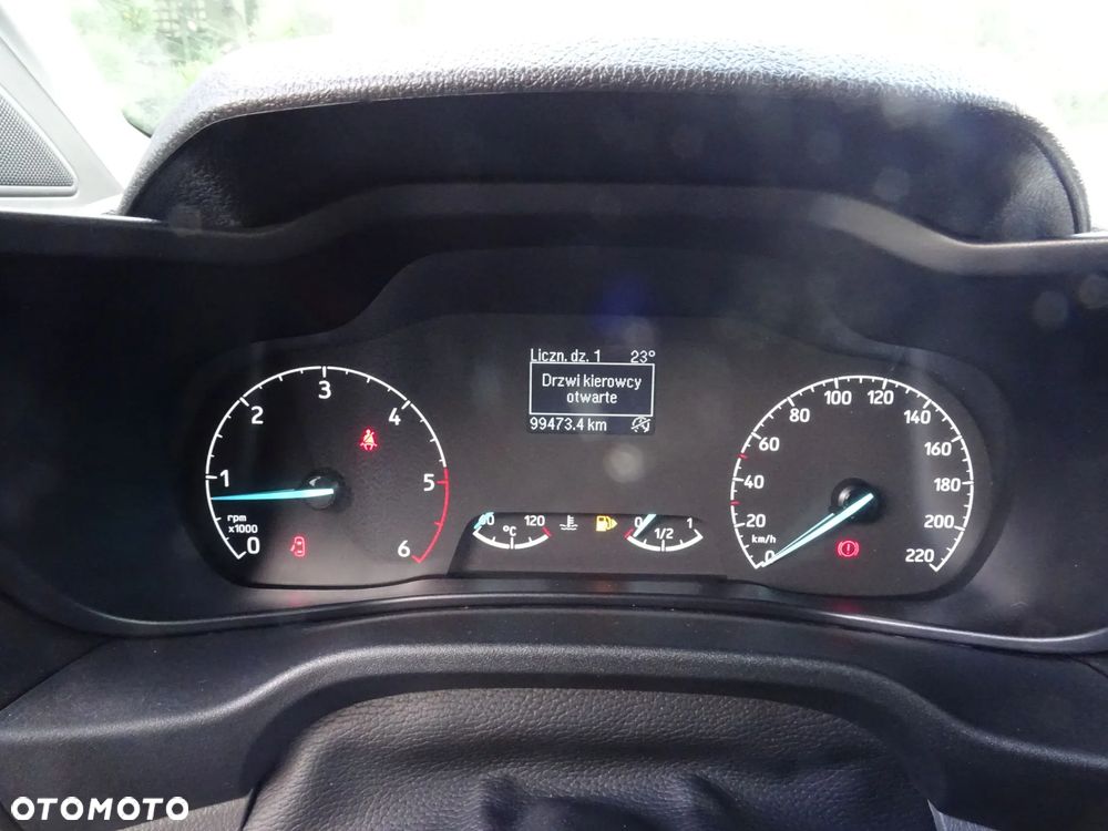 Ford Transit Connect - 9