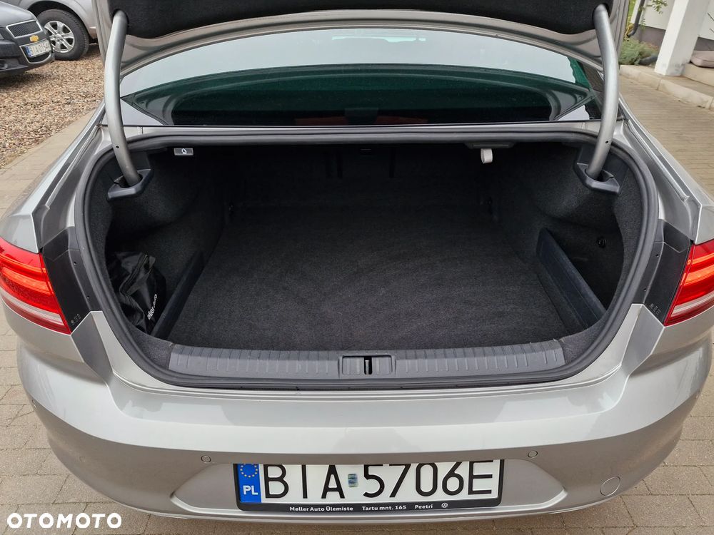 Volkswagen Passat 1.4 TSI ACT (BlueMotion Technology) DSG Highline - 30