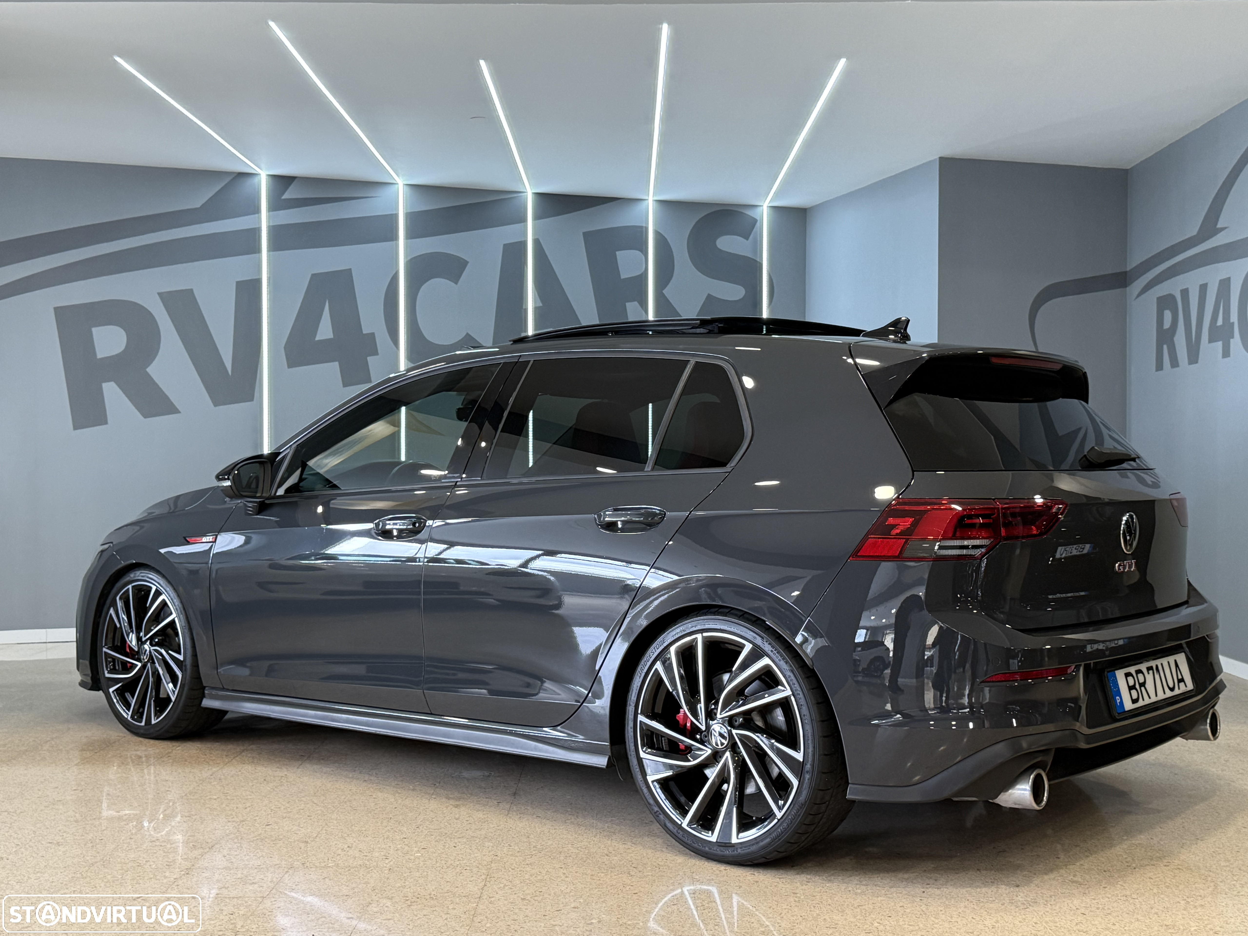 VW Golf 2.0 TSI GTI DSG Performance - 17