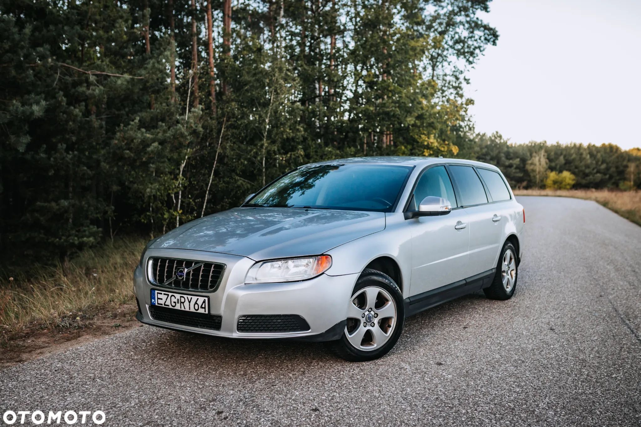 Volvo V70 2.0D Summum - 1