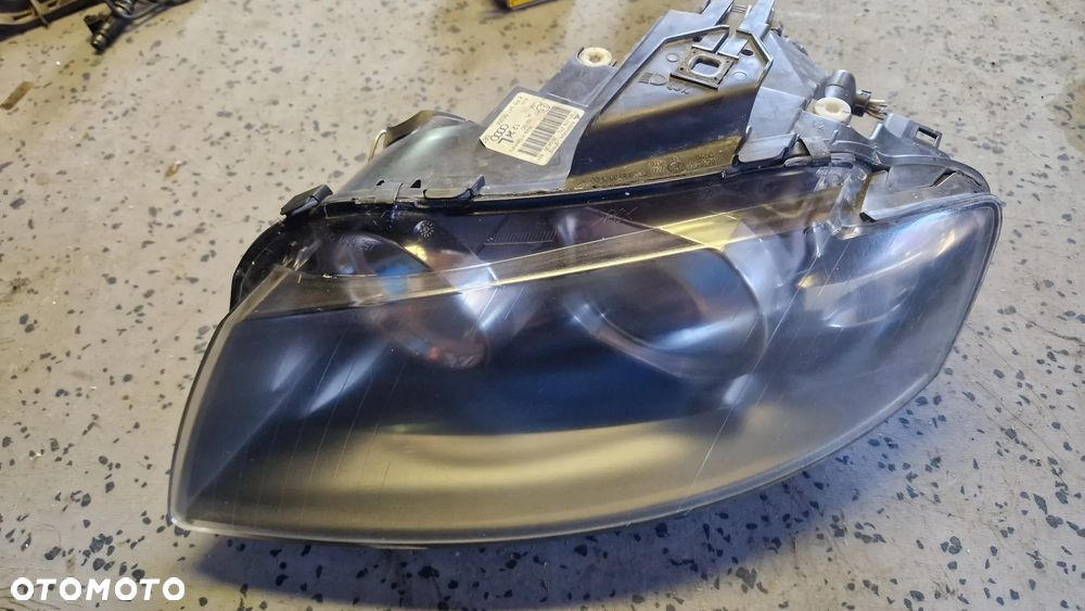 AUDI A3 8P LAMPA PRZÓD LEWA XENON 8P0941003M - 1