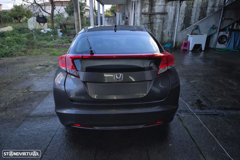 Honda Civic 1.4 i-VTEC Sport - 2