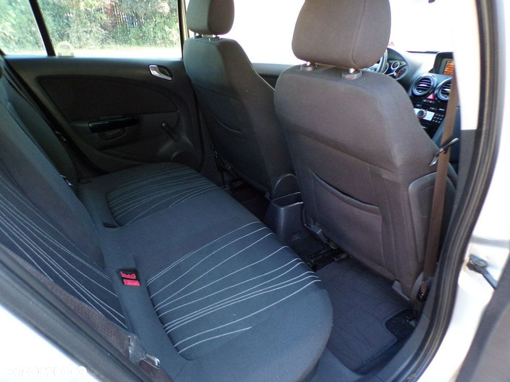 Opel Corsa - 31